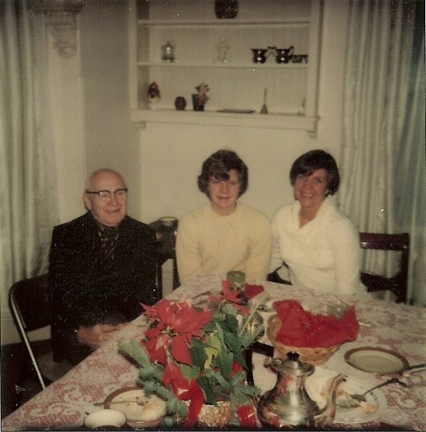 1977-12-25 02.jpg
